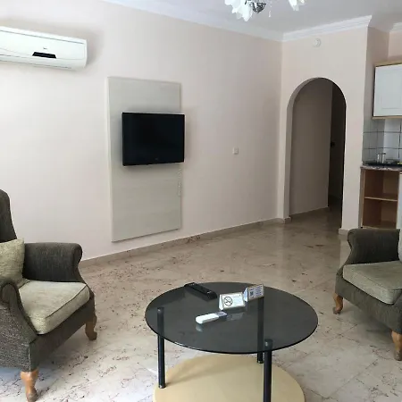 5 Star Concept Pool And Aqua Park Apartman
